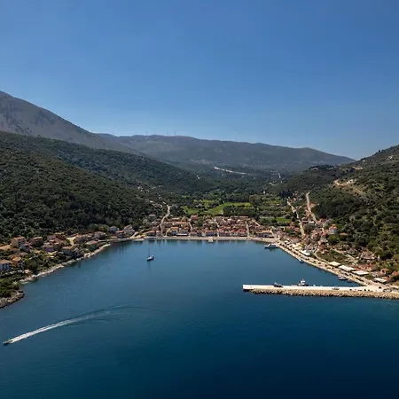 Spyros House, 3 Bedrooms-sea View-in Feriehus Agia Efimia