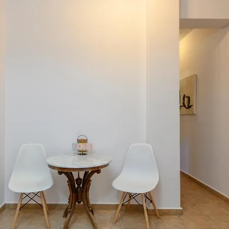 Spyros House, 3 Bedrooms-sea View-in Feriehus Agia Efimia