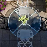 Spyros House, 3 Bedrooms-sea View-in Nyaraló