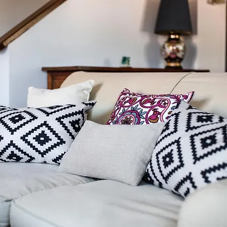 Spyros House, 3 Bedrooms-sea View-in *