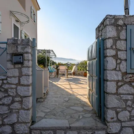 度假居 Spyros House, 3 Bedrooms-sea View-in