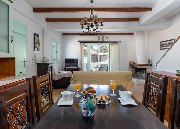 Spyros House, 3 Bedrooms-sea View-in Casa vacanze