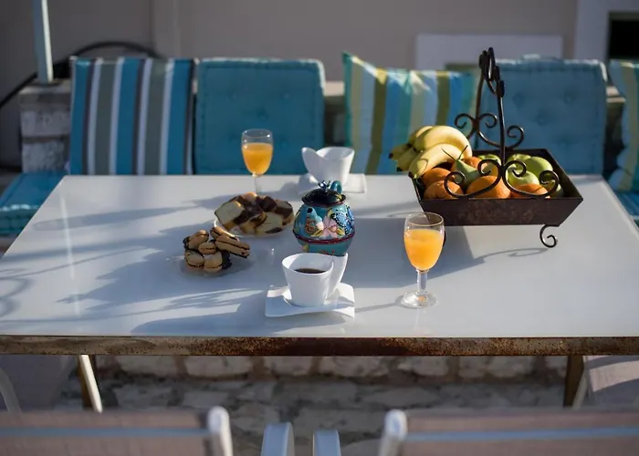 Spyros House, 3 Bedrooms-sea View-in Casa vacanze *