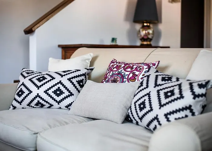 Spyros House, 3 Bedrooms-sea View-in *