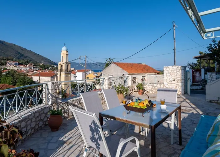 Spyros House, 3 Bedrooms-sea View-in Casa vacanze Agia Efimia